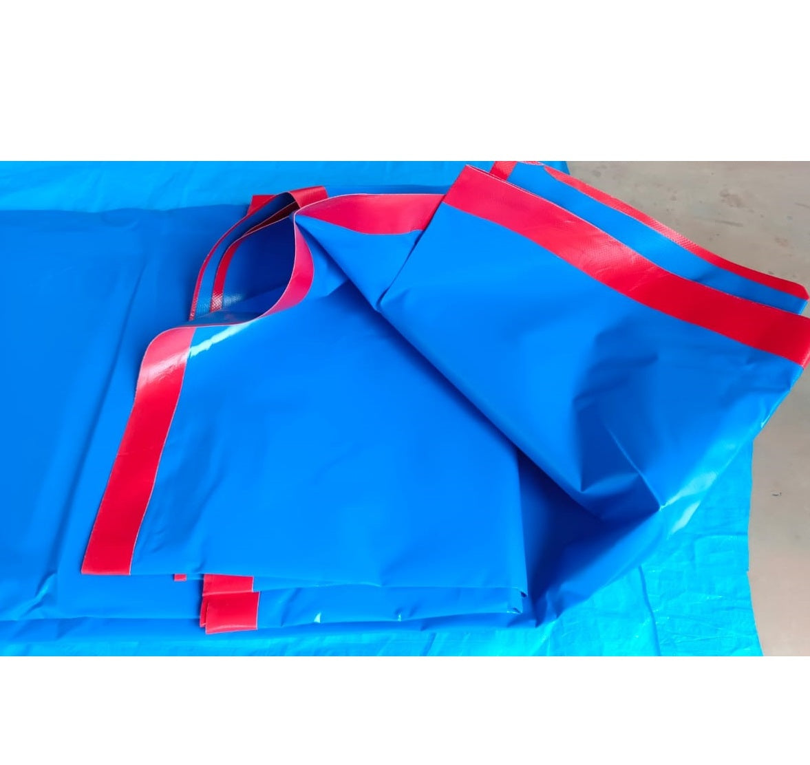 9 x 6 meter 350 GSM Rectangular PVC Coated Nylon Blue Sheet for Fish Pond - 4