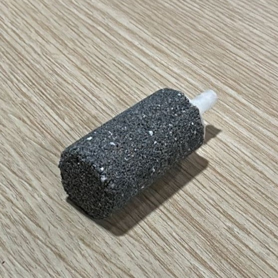 Air Stone 4 x 2 cm Cylinder Import (Black Color)