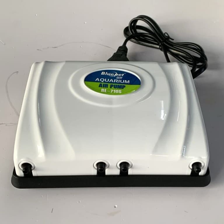 Bluepet BL-710S 4-way Aquarium Air Pump 8 watts - 2