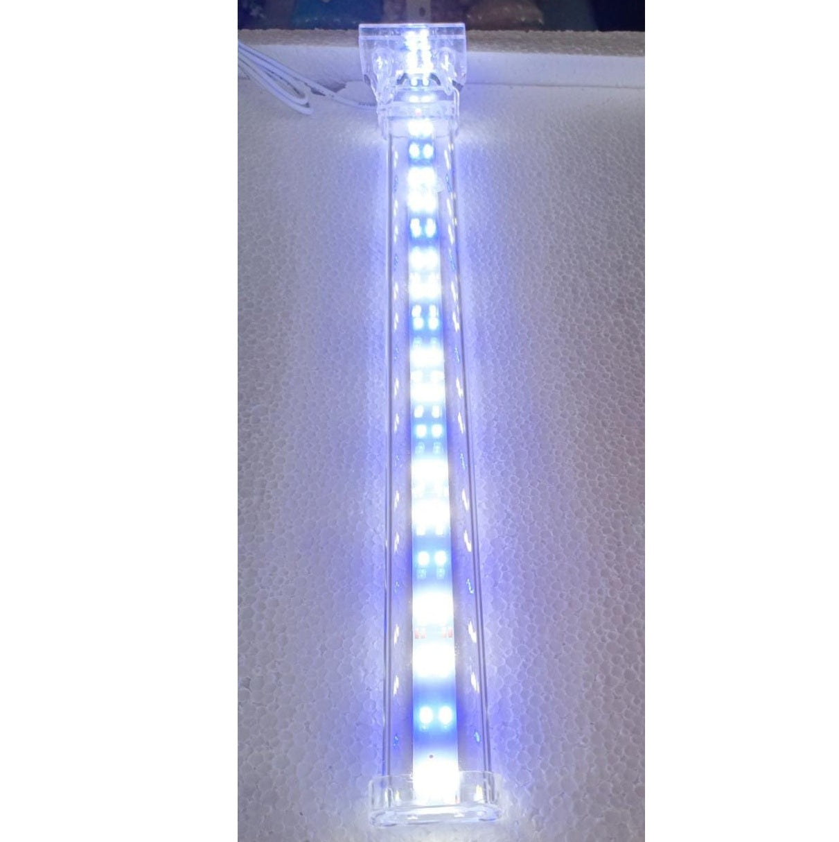 Bluepet Crystal Clip on LED Light 30 cm 8 Watts - 4