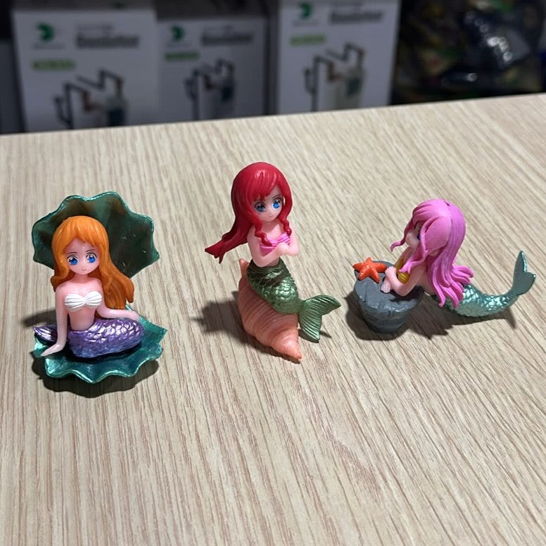 Miniature Mermaid Cute Resin Toy for Aquarium Fish Tank Decoration (Assorted)
