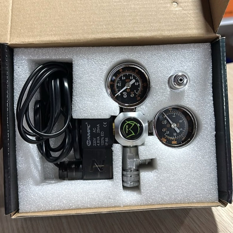 Mufan CO2 Dual Gauge Regulator With Solenoid & Bubble Counter
