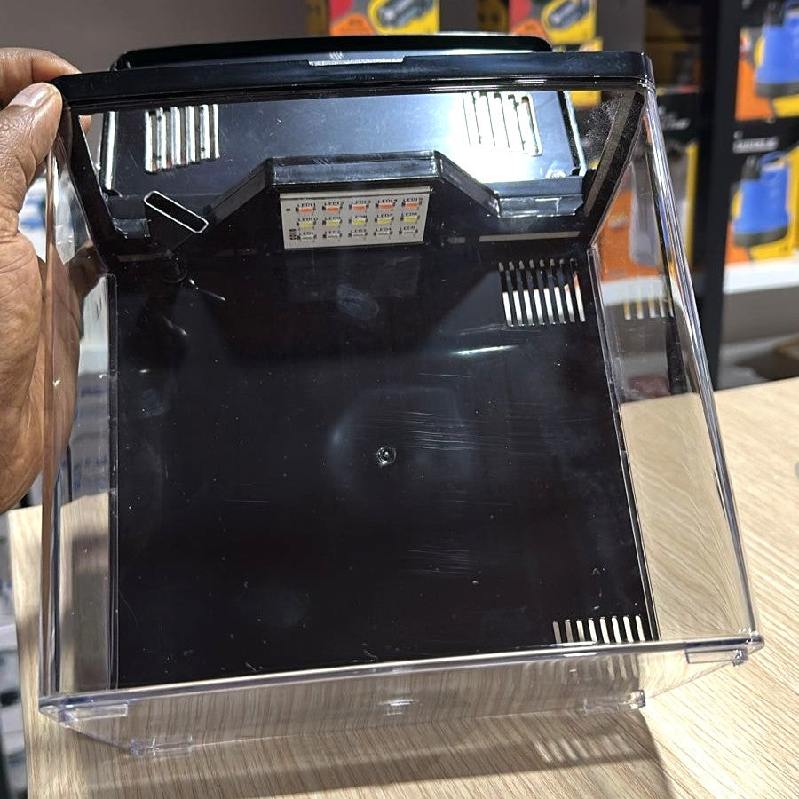 SQG Mini Back Filter Desktop Fish Tank with LED Light (20 x 14 x 20 cm)